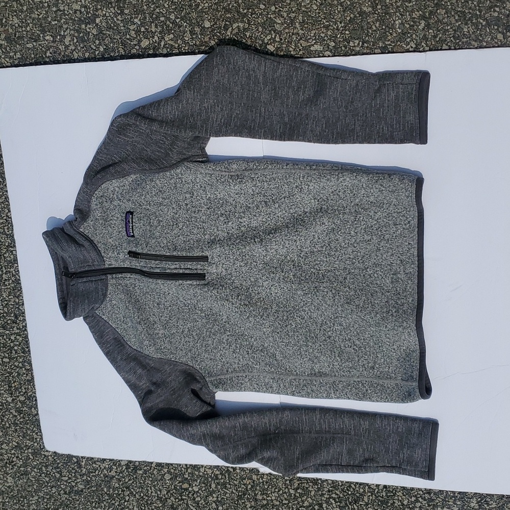 Men's Patagonia Better Sweater Style # 25522 Fall 2018. Small